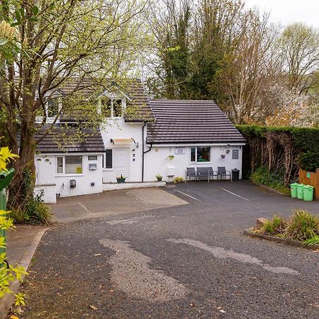 Windermere Studio Rooms - With Free Car Parking Onsite Экстерьер фото