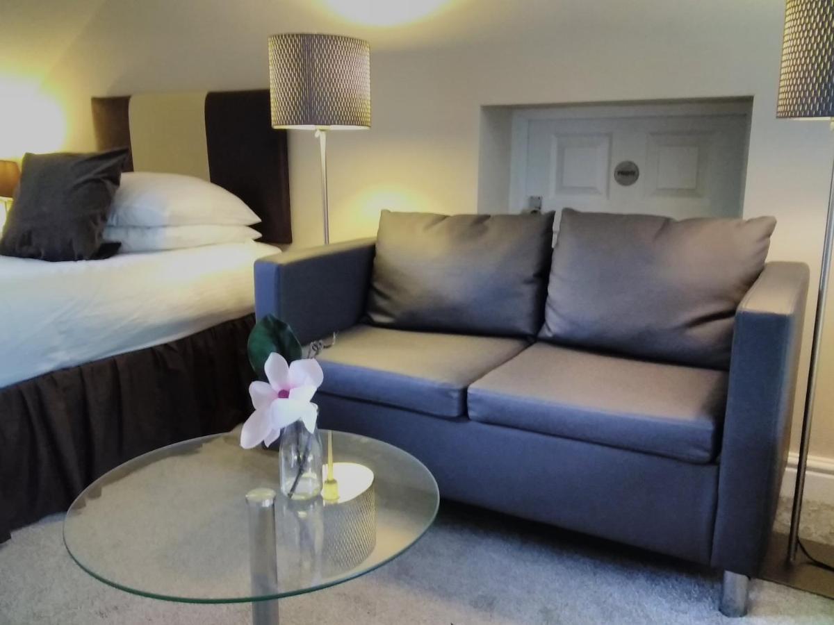 Windermere Studio Rooms - With Free Car Parking Onsite Экстерьер фото