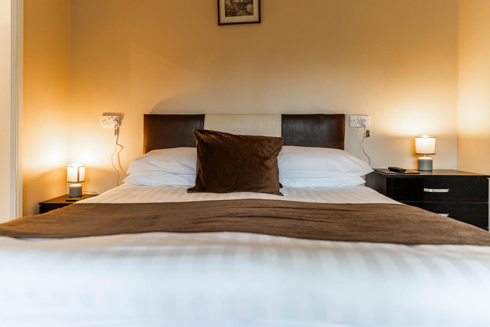 Windermere Studio Rooms - With Free Car Parking Onsite Экстерьер фото
