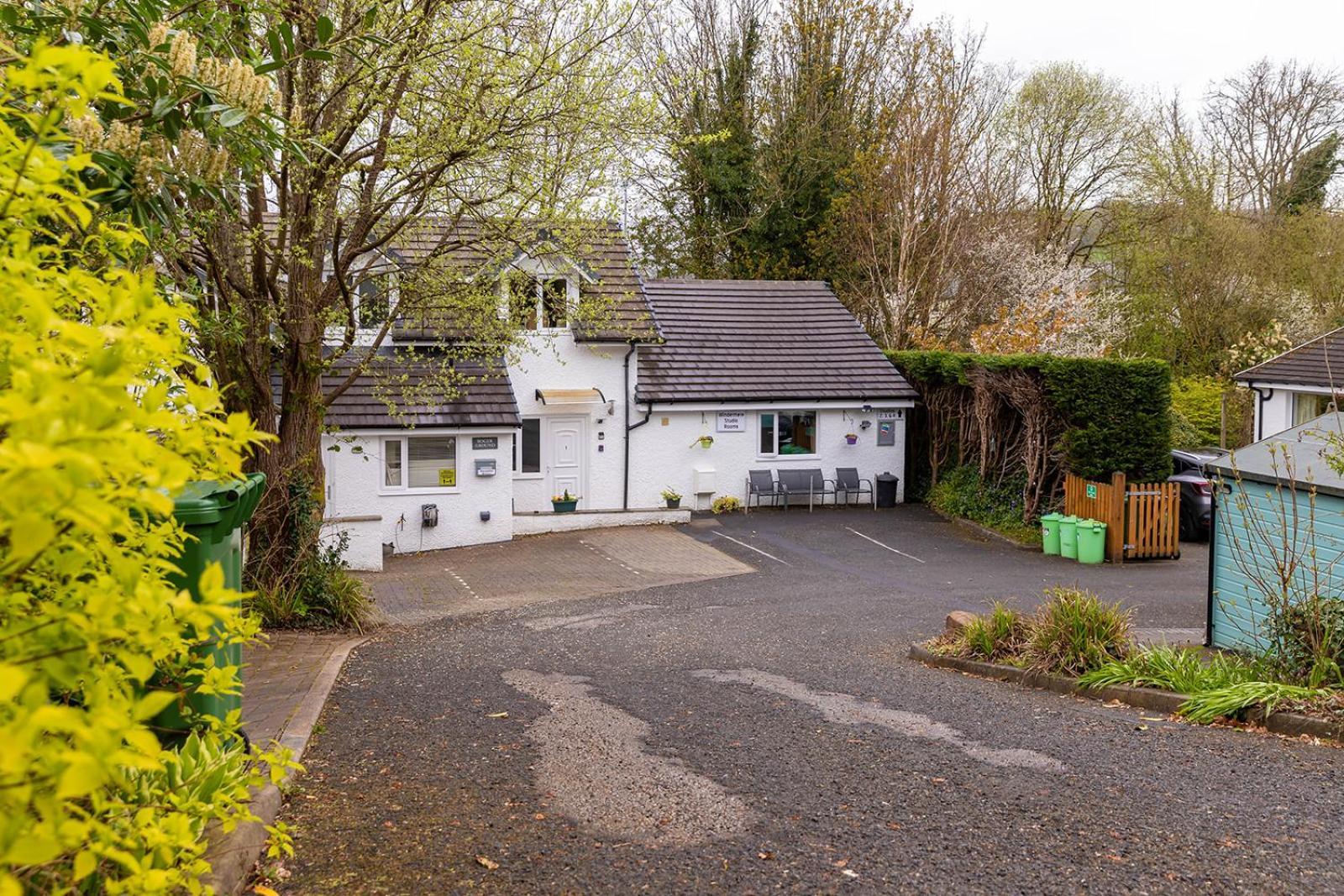 Windermere Studio Rooms - With Free Car Parking Onsite Экстерьер фото
